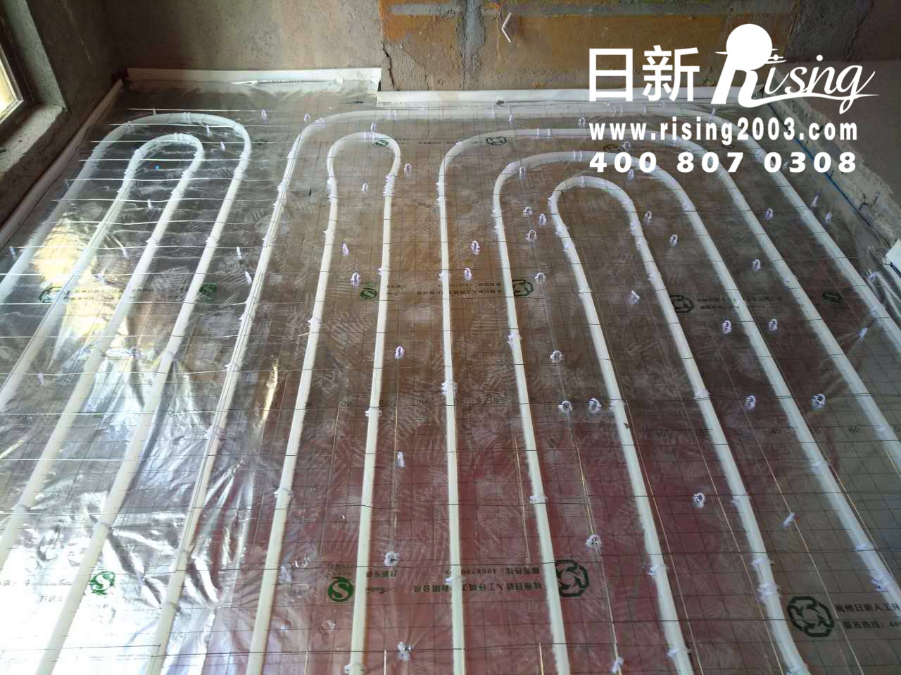 风冷热泵系统：万锦山庄百合苑项目地暖
