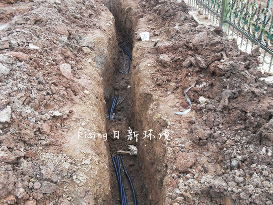 日新地源热泵