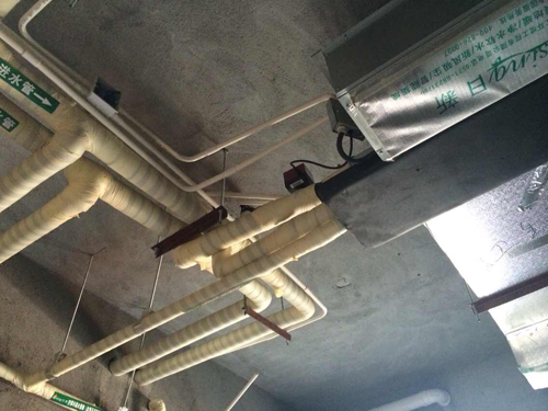 家用别墅地源热泵系统三合一中央空调室内管道布局