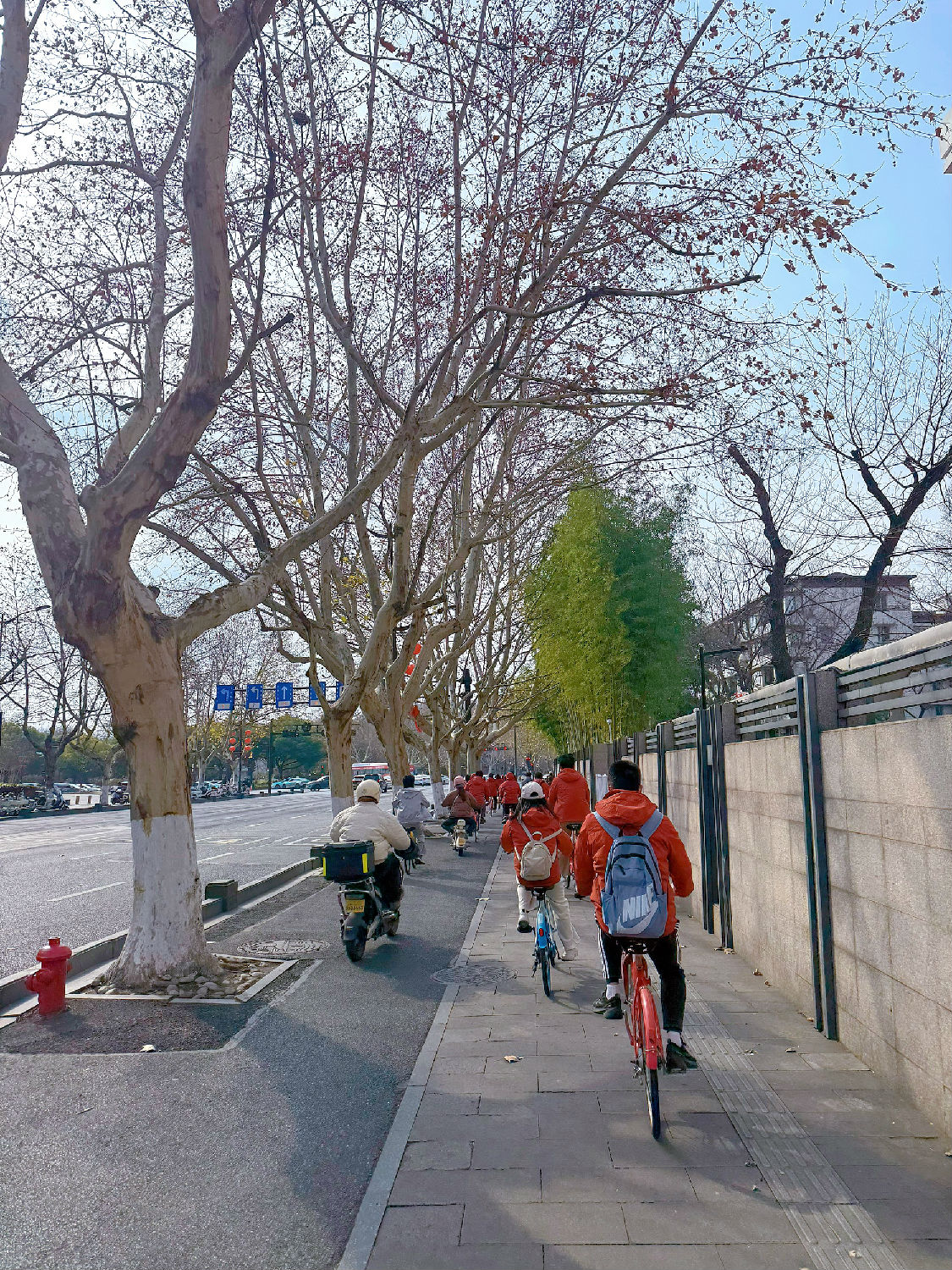 日新环境正月初八：开工骑行，共筑企业文化